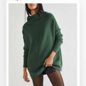 Free People Ottoman - ***Wash Wear